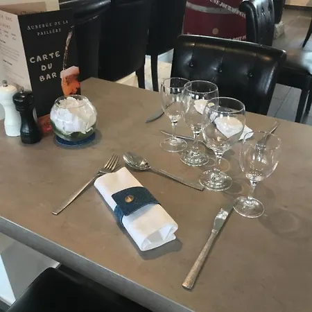 De La Paillère Lavours