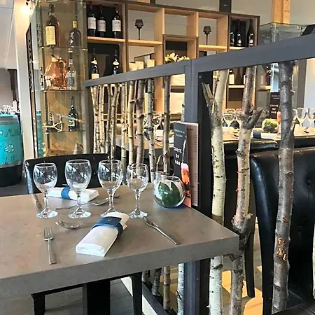 酒店 De La Paillere